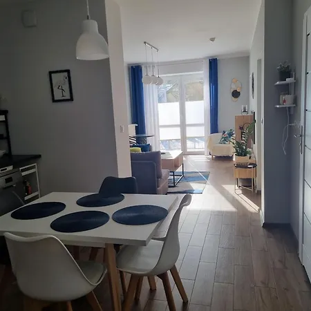 107 I 108 * Kołobrzeg